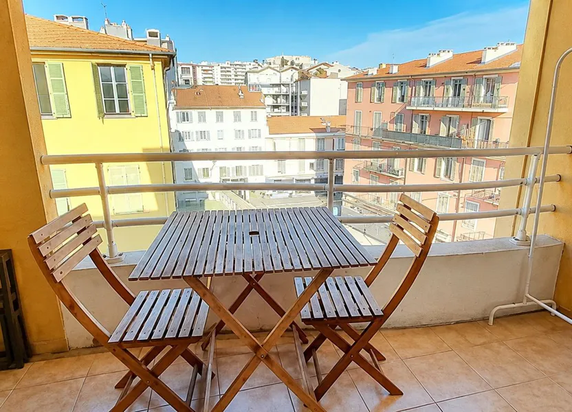 Appartement Rue Caïs de Pierlas à Nice