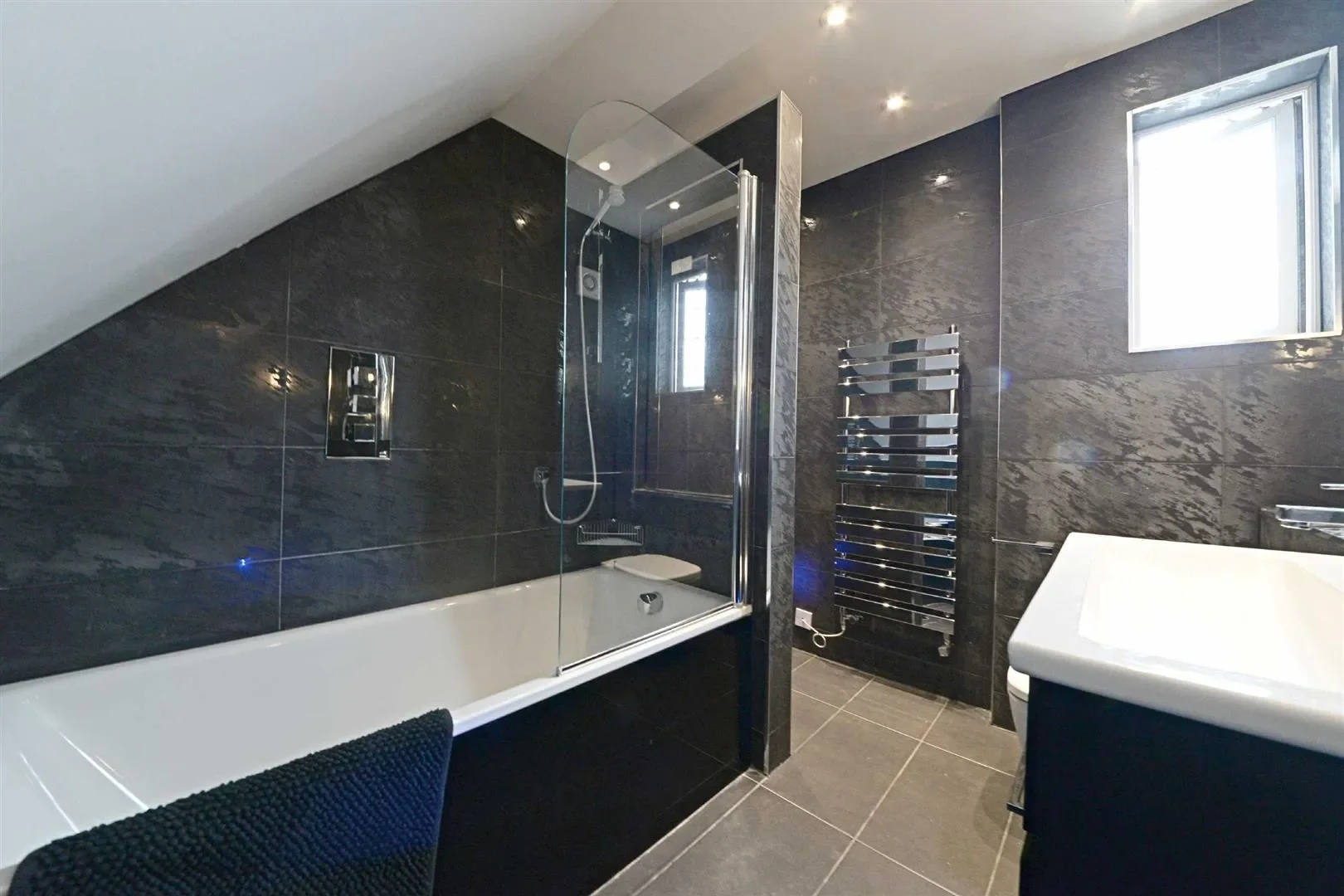 Flat Audley Road in Greater London