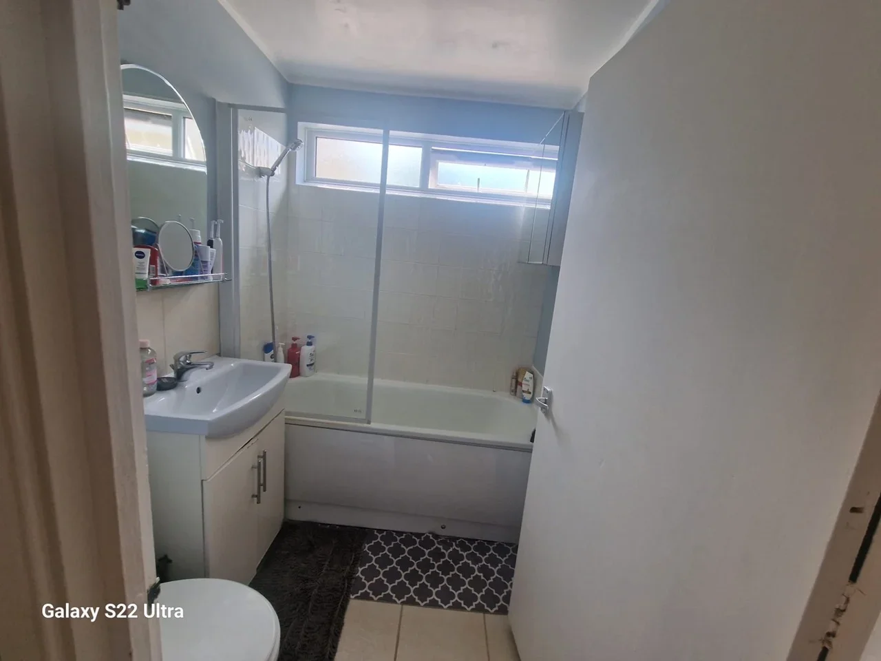 Flat Closemead Close in Greater London