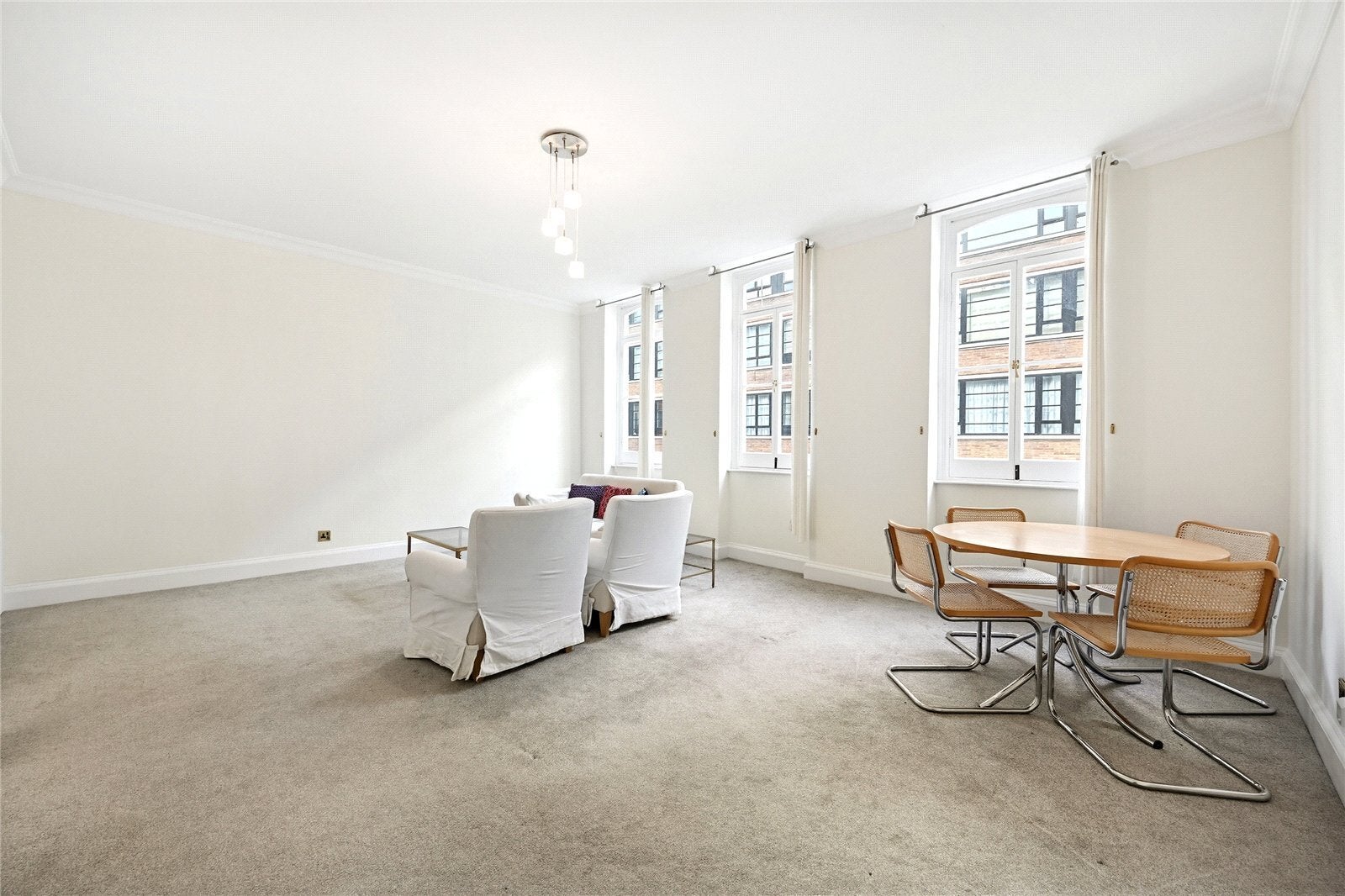 Flat Clarges Street in City of Westminster