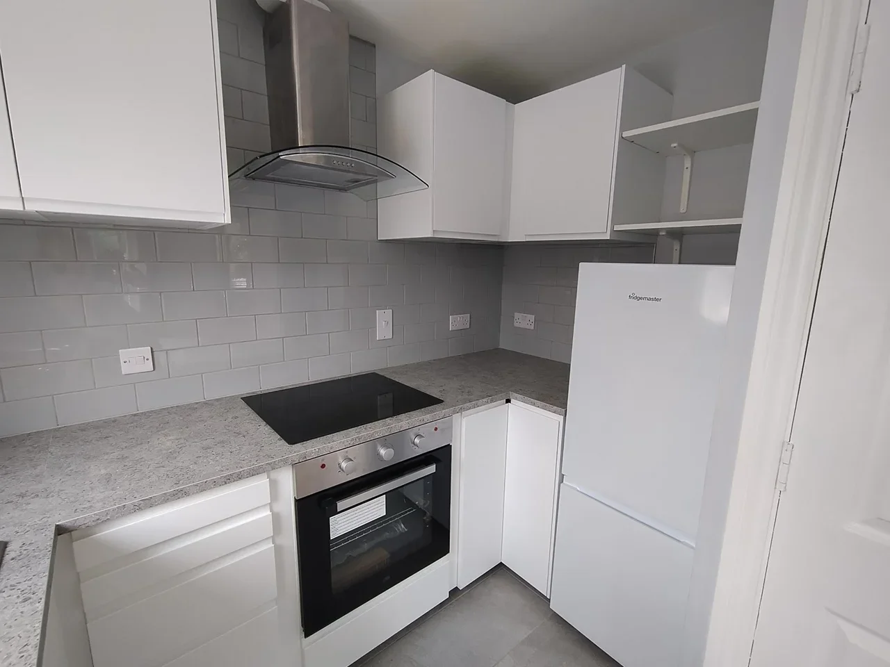 Flat Bath Road in Maidenhead