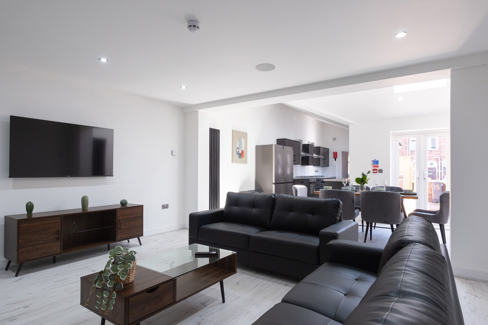 Room Avondale Street in Lincoln