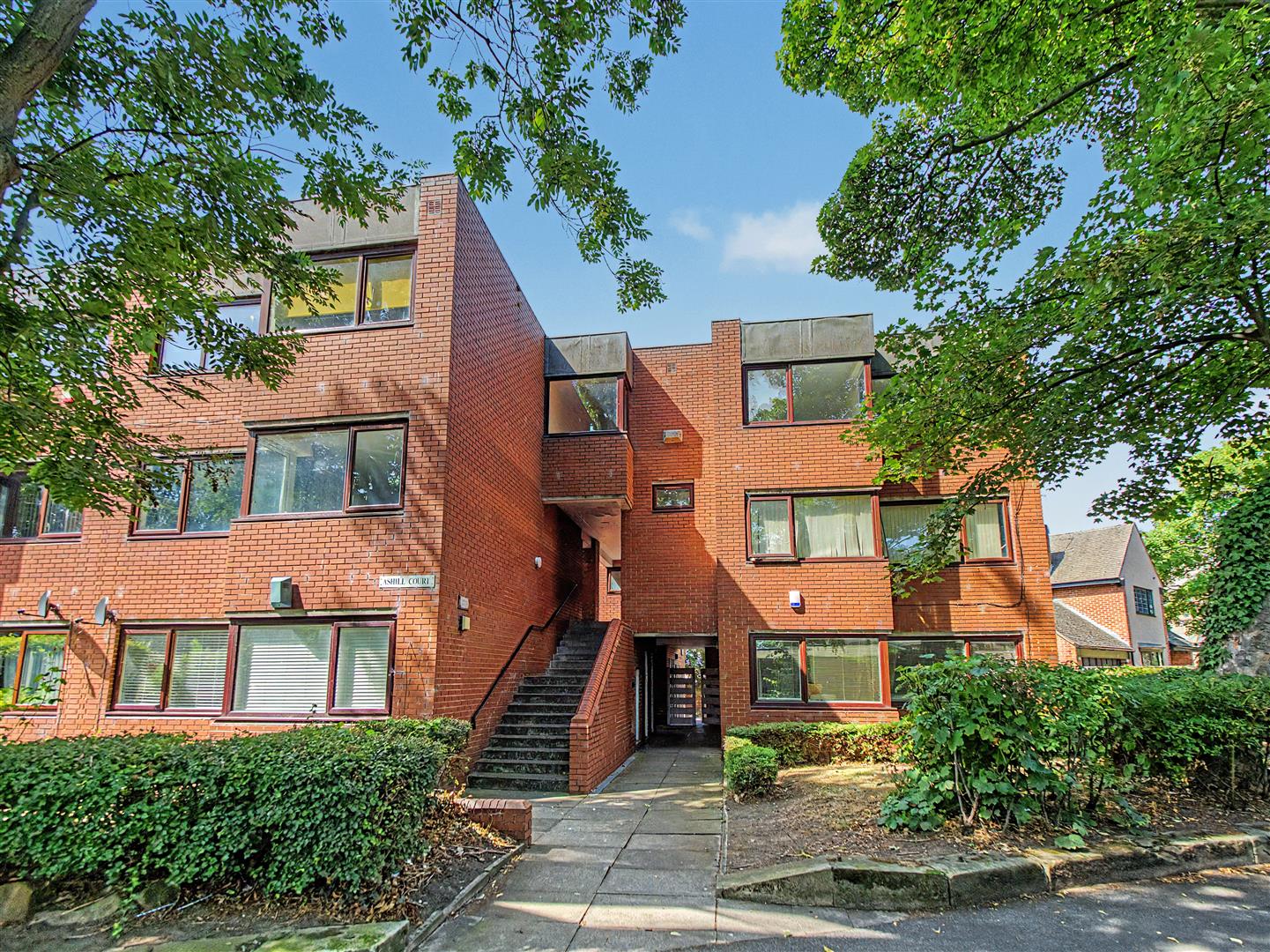 Flat Ashbrooke Road in Sunderland