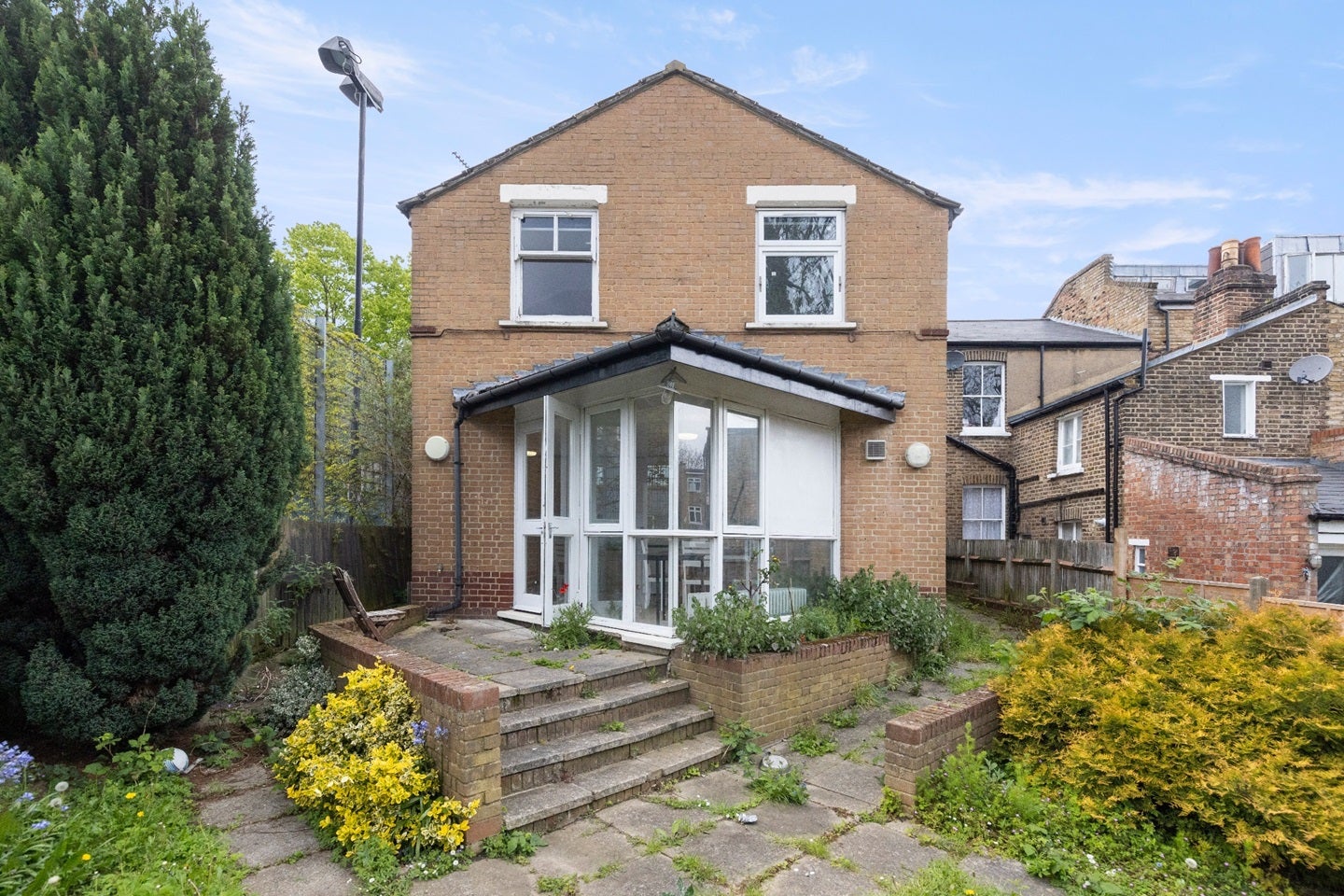 Room Duncombe Road in Greater London