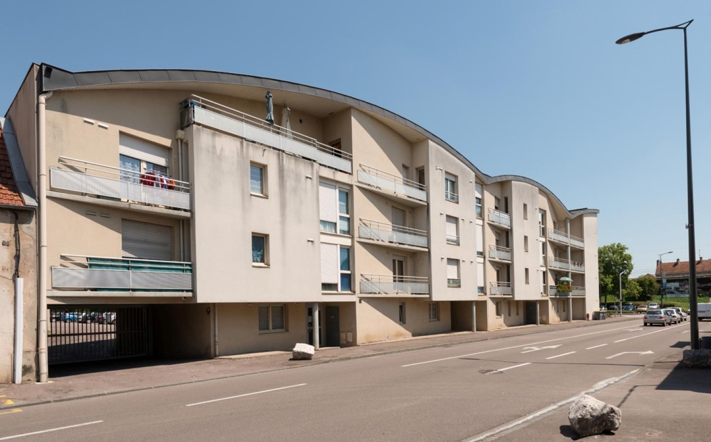 Flat Rue Faubourg Saint-Jean in Beaune