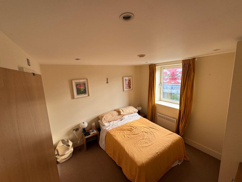 Room Drayton Park in Greater London