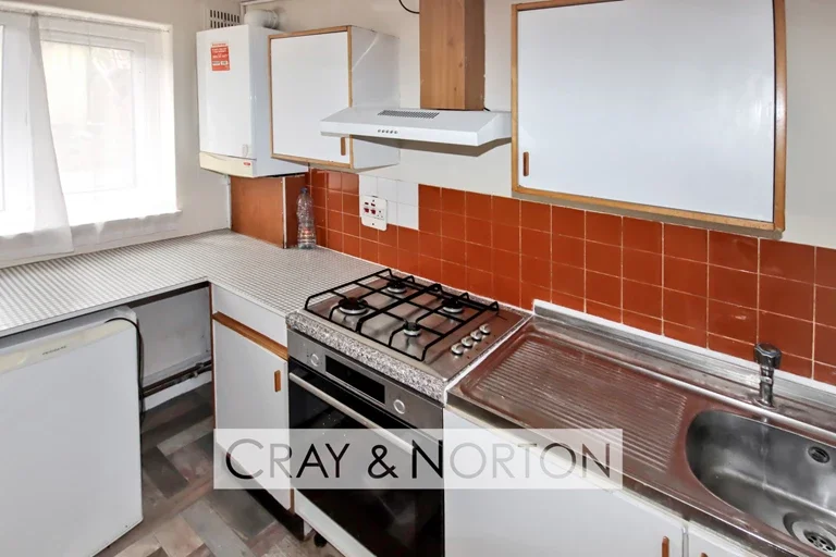 Flat Chepstow Road in London