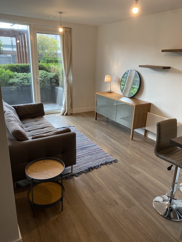 Flat Park Street in Greater London