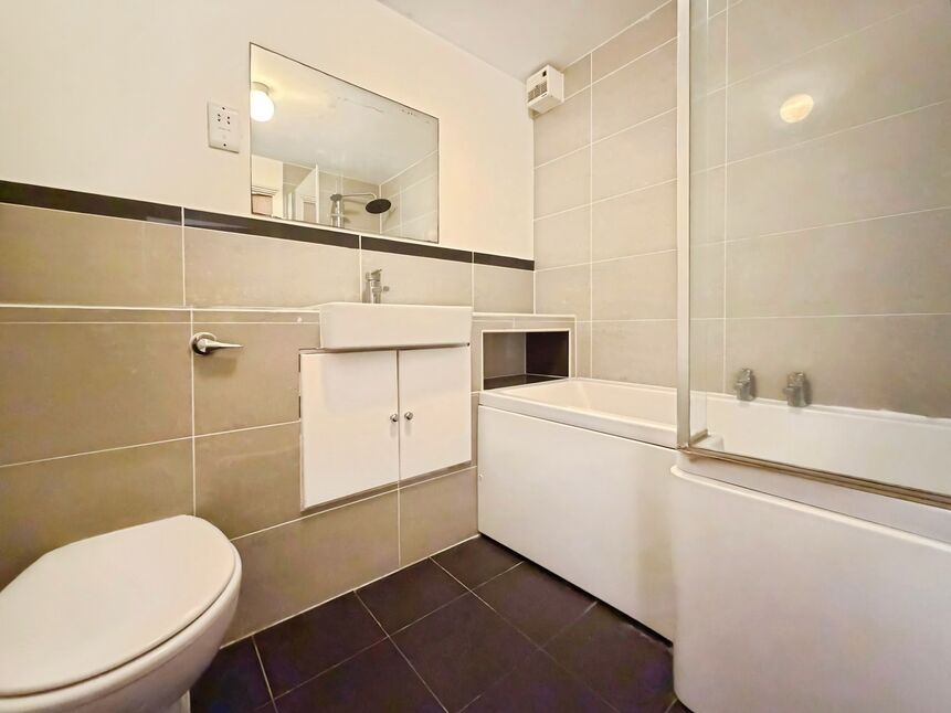 Flat Scotney Gardens in Maidstone