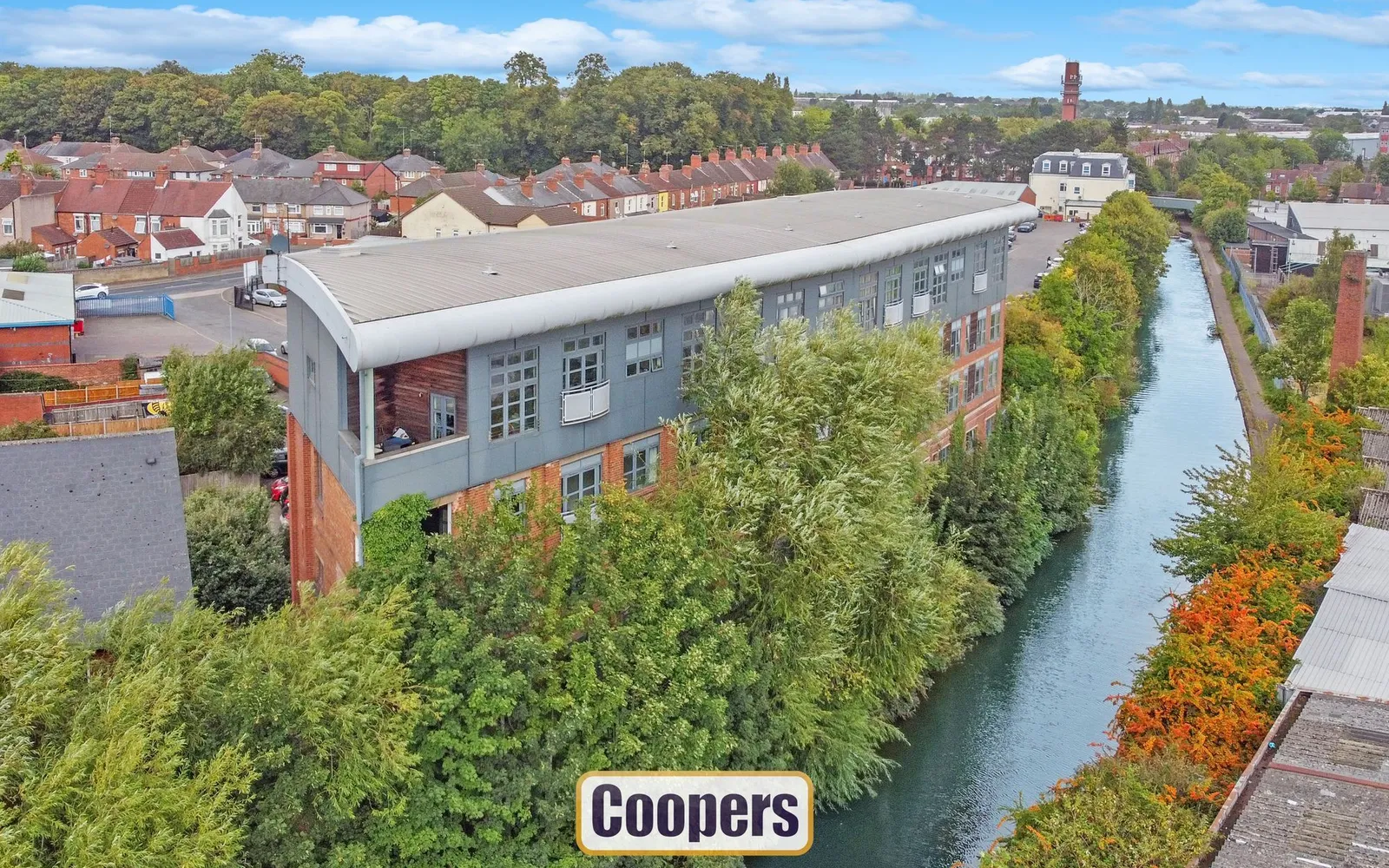 Flat Foleshill Road in Coventry