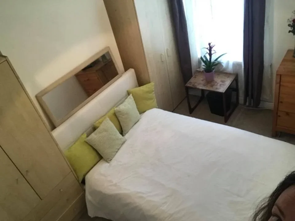 Room Pemdevon Road in Greater London