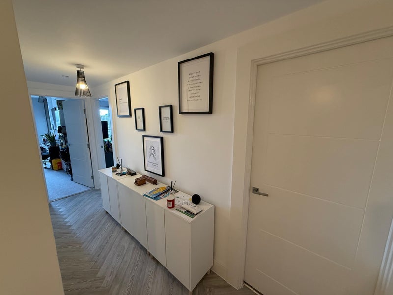 Room Courthouse Way in Greater London