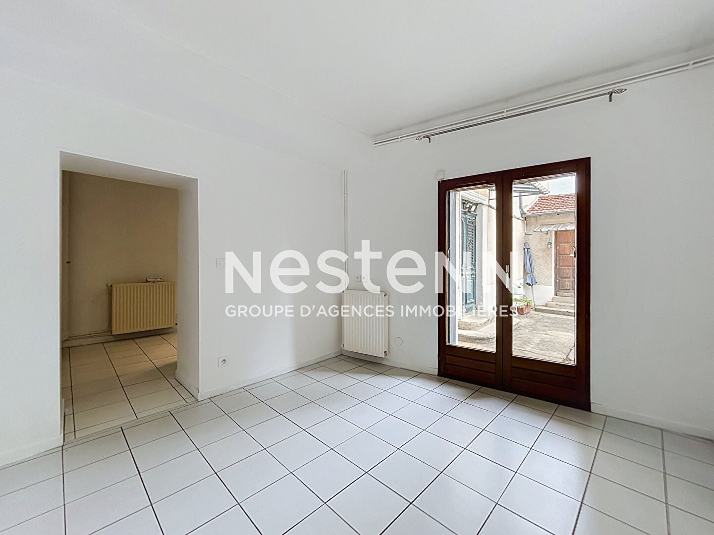 Flat Boulevard Castellane in Sathonay-Camp