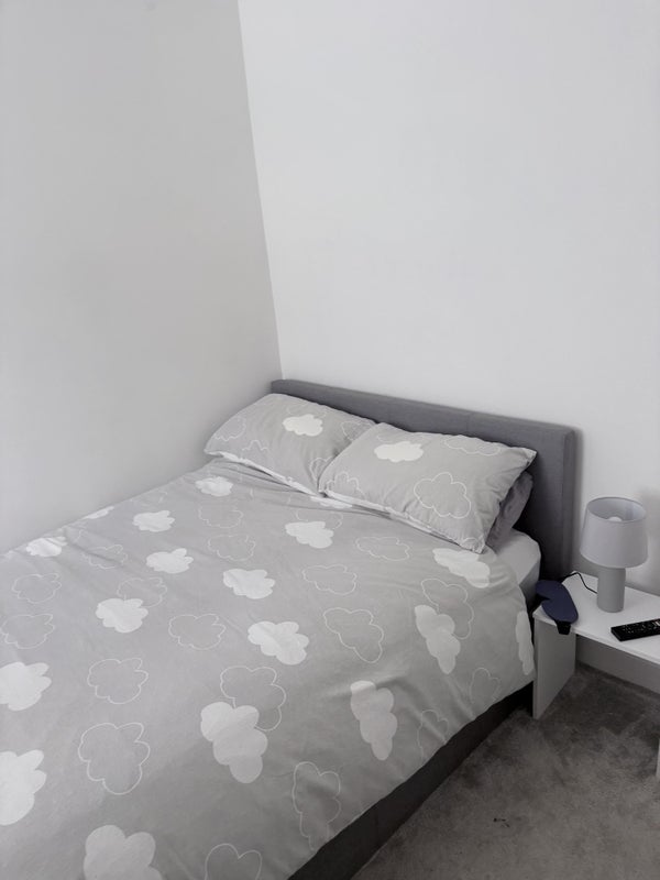 Room Gwerthonor Place in Bargoed