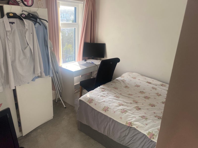 Room Gwerthonor Place in Bargoed