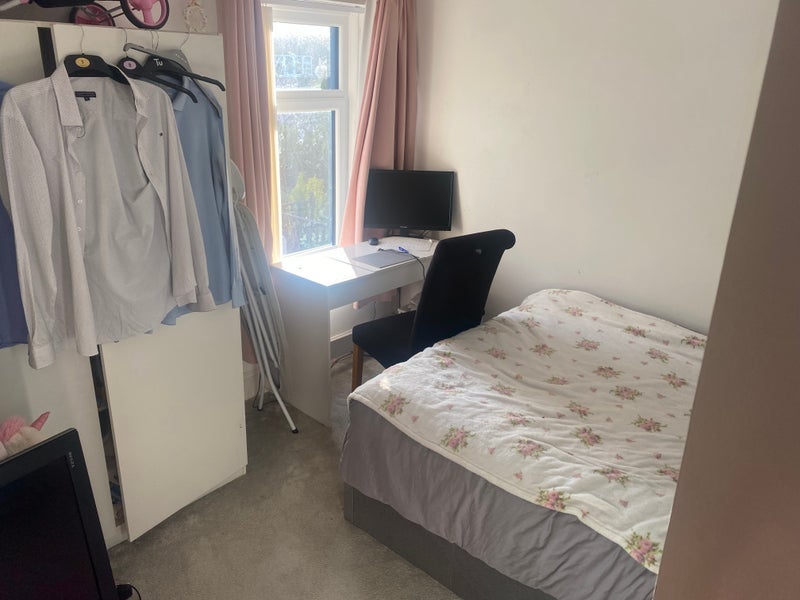 Room Gwerthonor Place in Bargoed