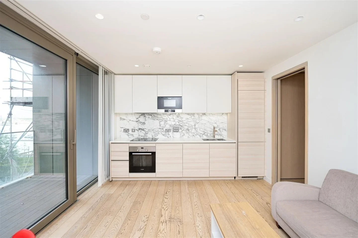 Flat Pilot Walk in Greater London
