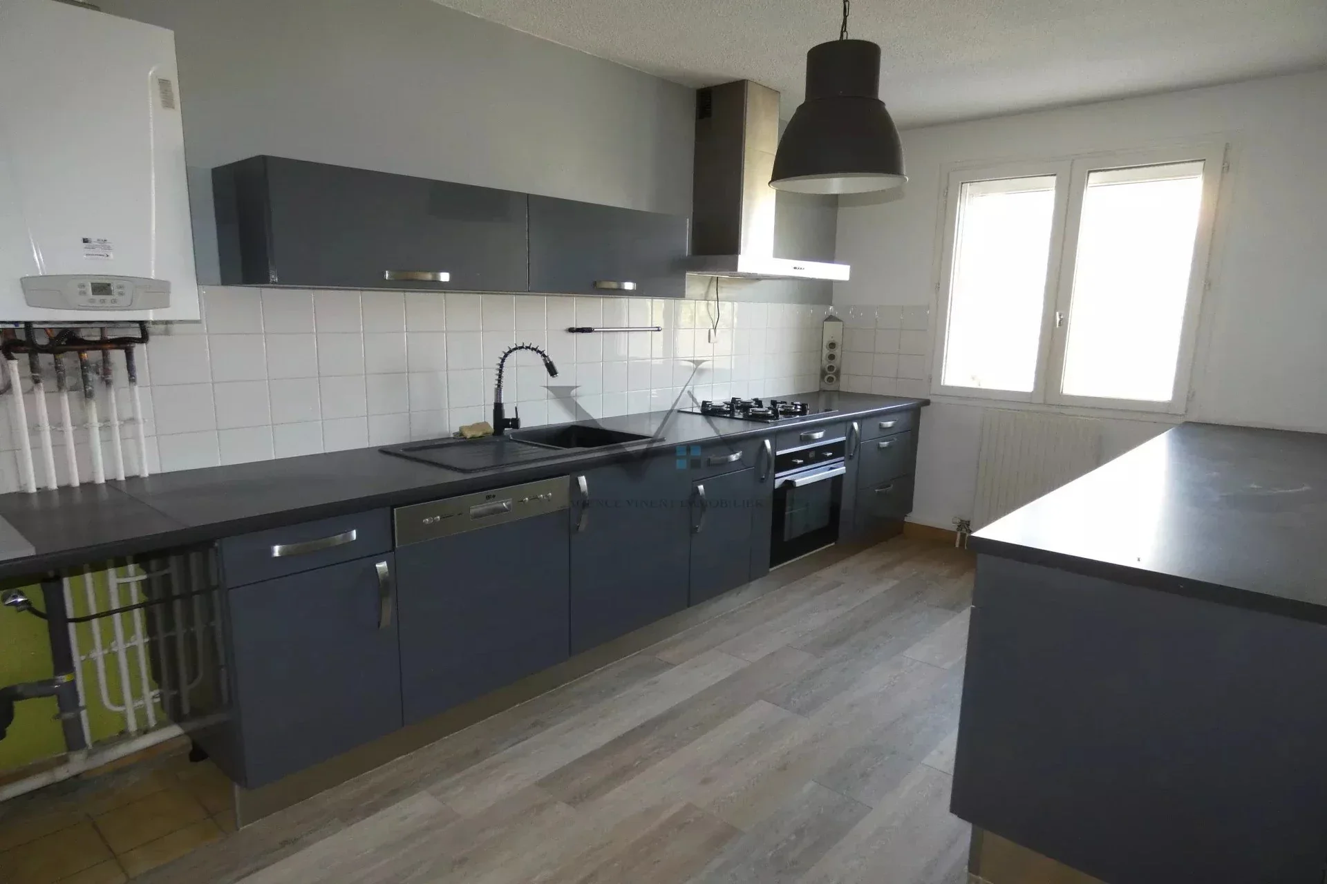 Flat Rue Charles Péguy in Montélimar