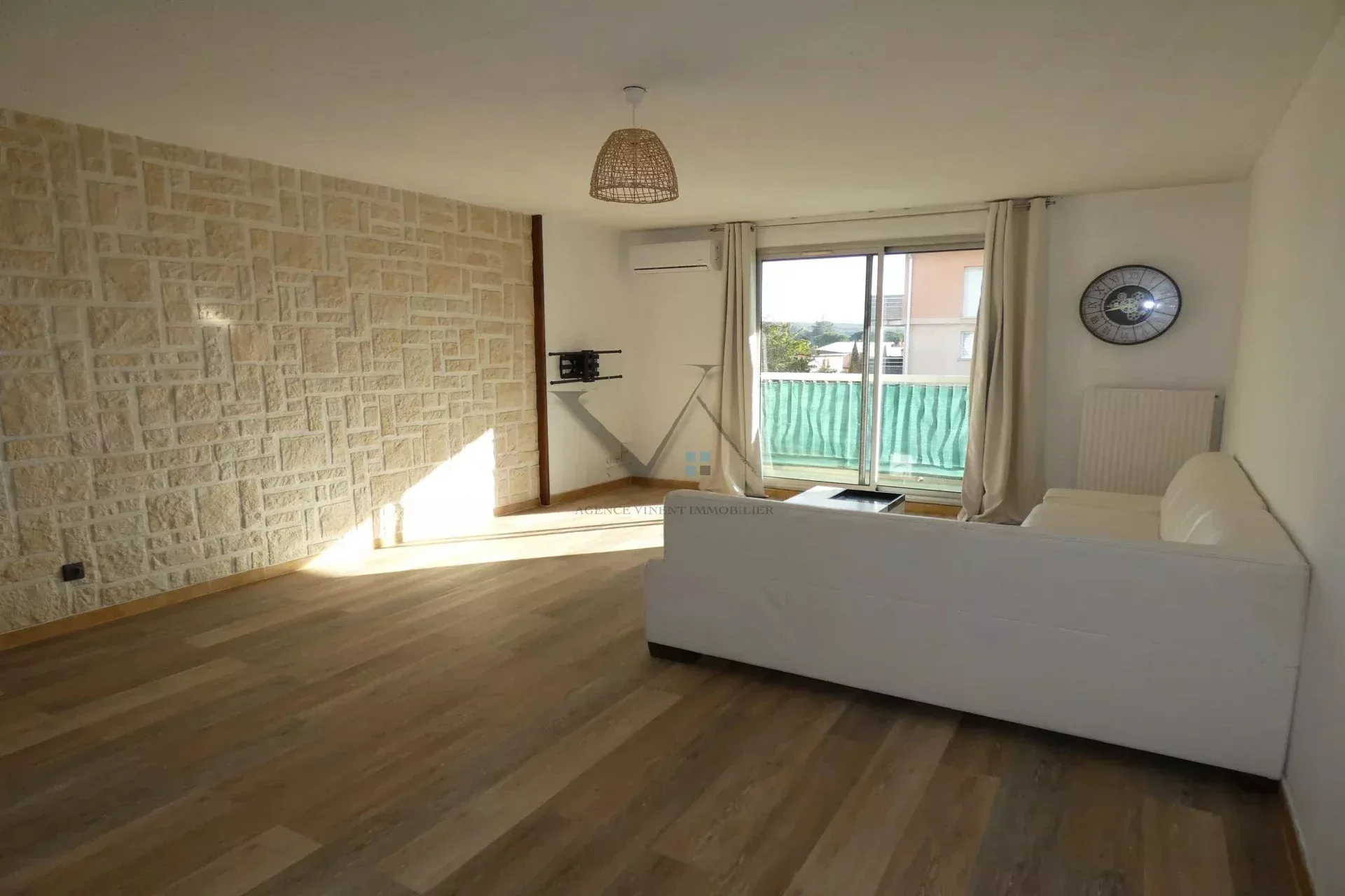 Flat Rue Charles Péguy in Montélimar