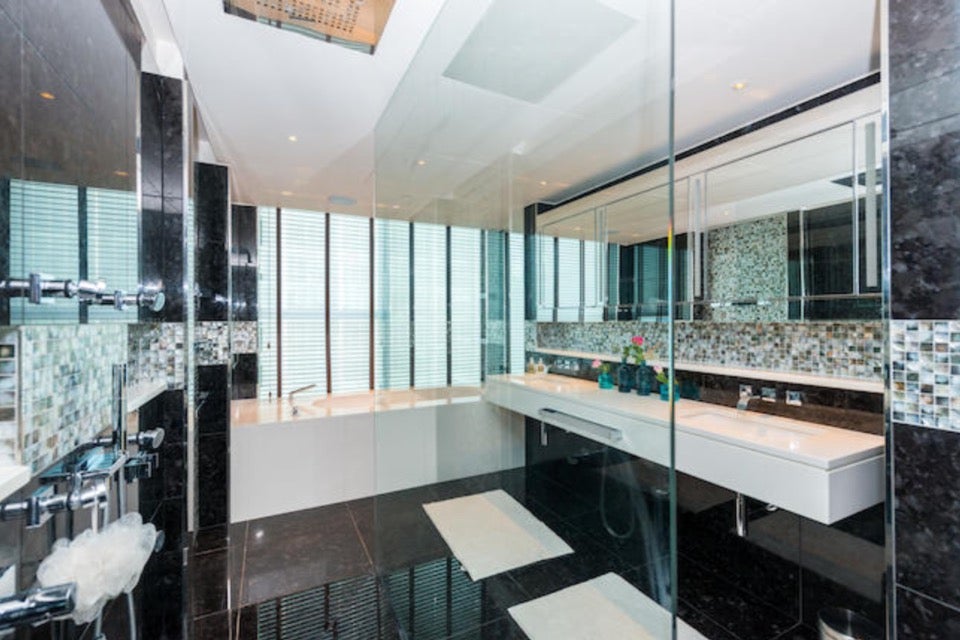 Flat Moor Lane in City of London