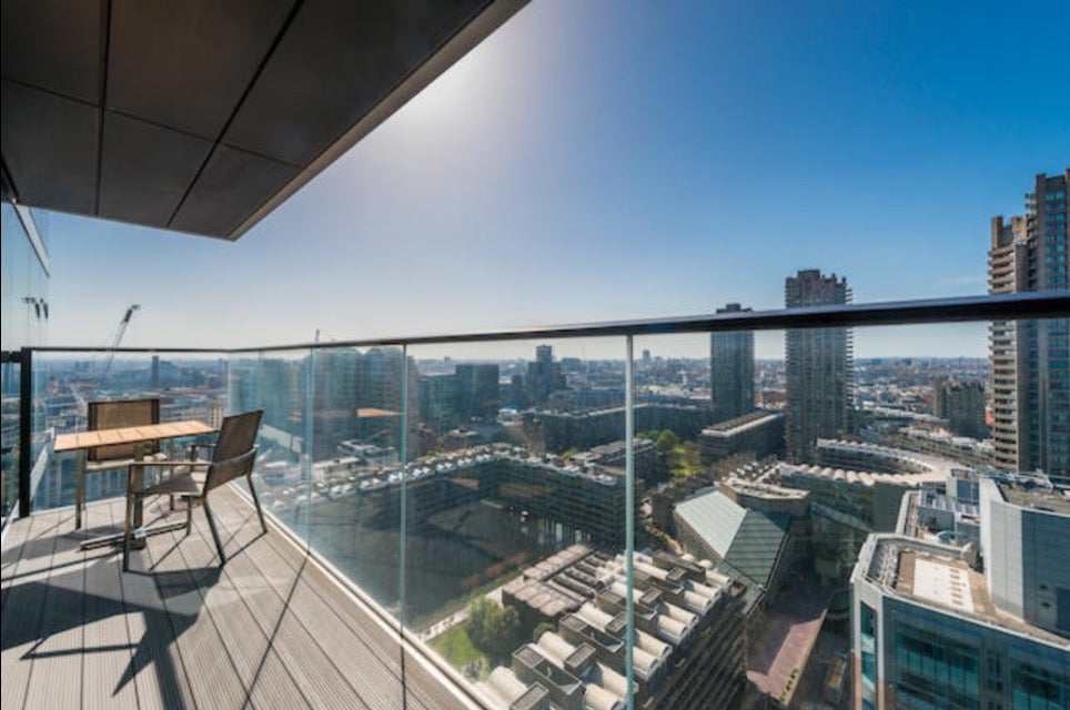 Flat Moor Lane in City of London