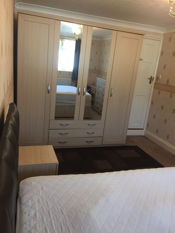 Flat Hazon Way in Epsom and Ewell