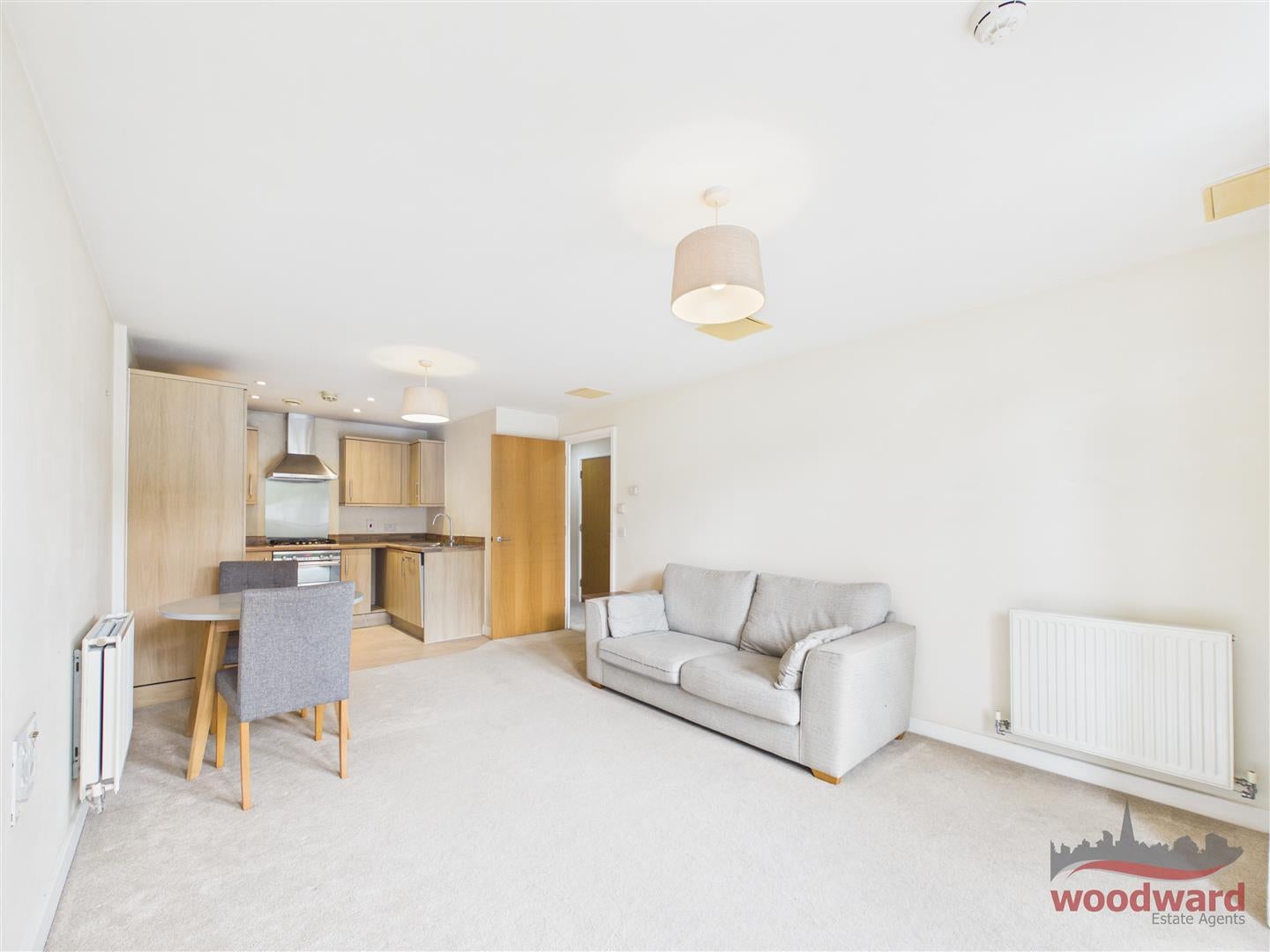 Flat Northolt Road in Greater London