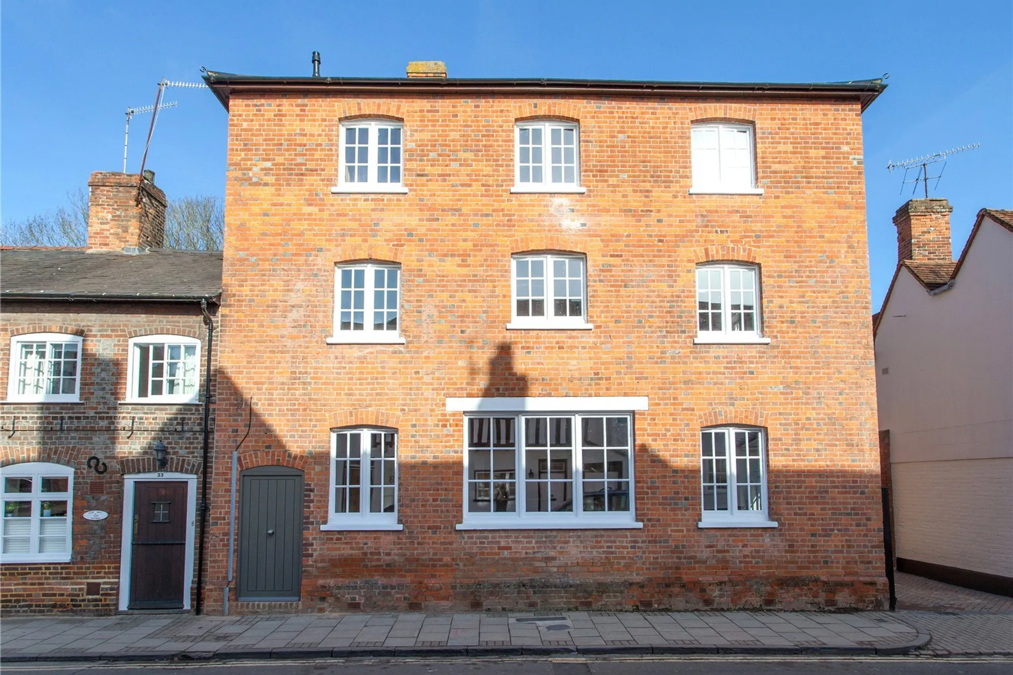 Flat Friday Street in South Oxfordshire