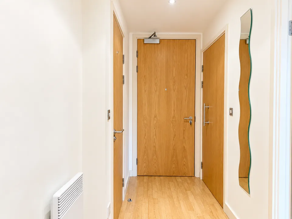 Flat Hornbeam Way in Manchester