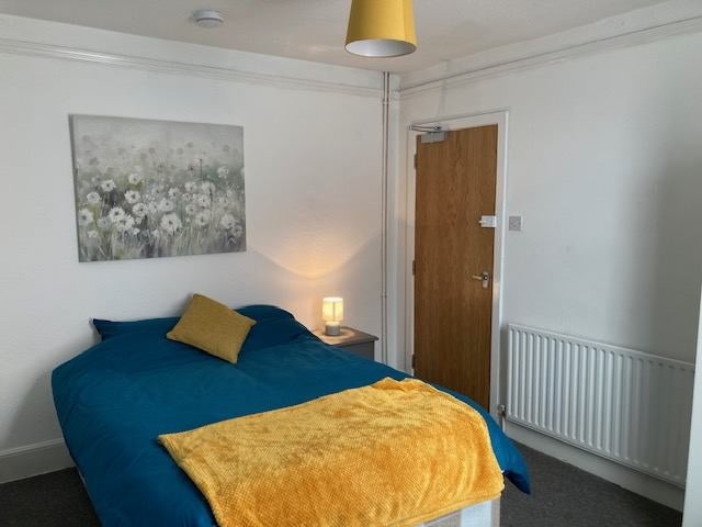 Room St Edmund's Road in Northampton