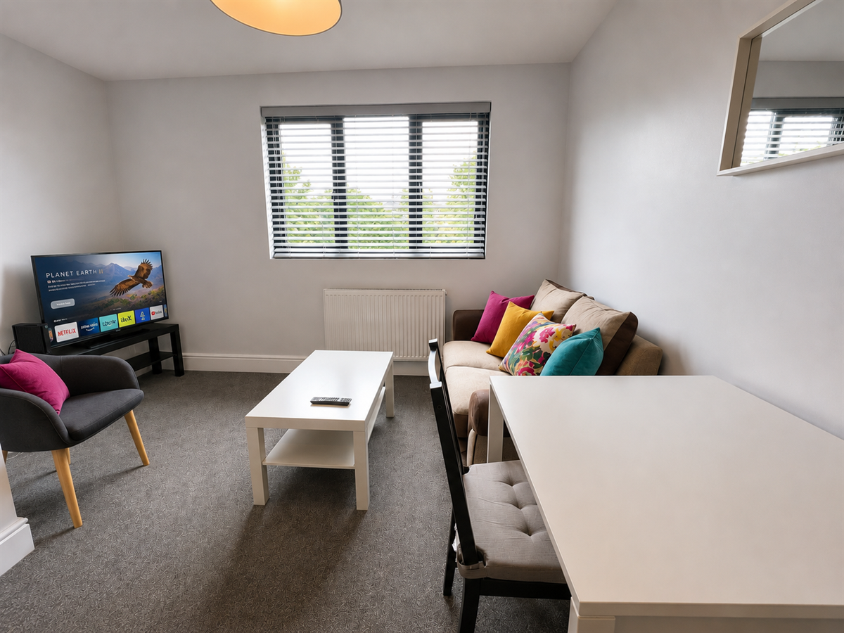 Flat Millicent Road in Nottingham