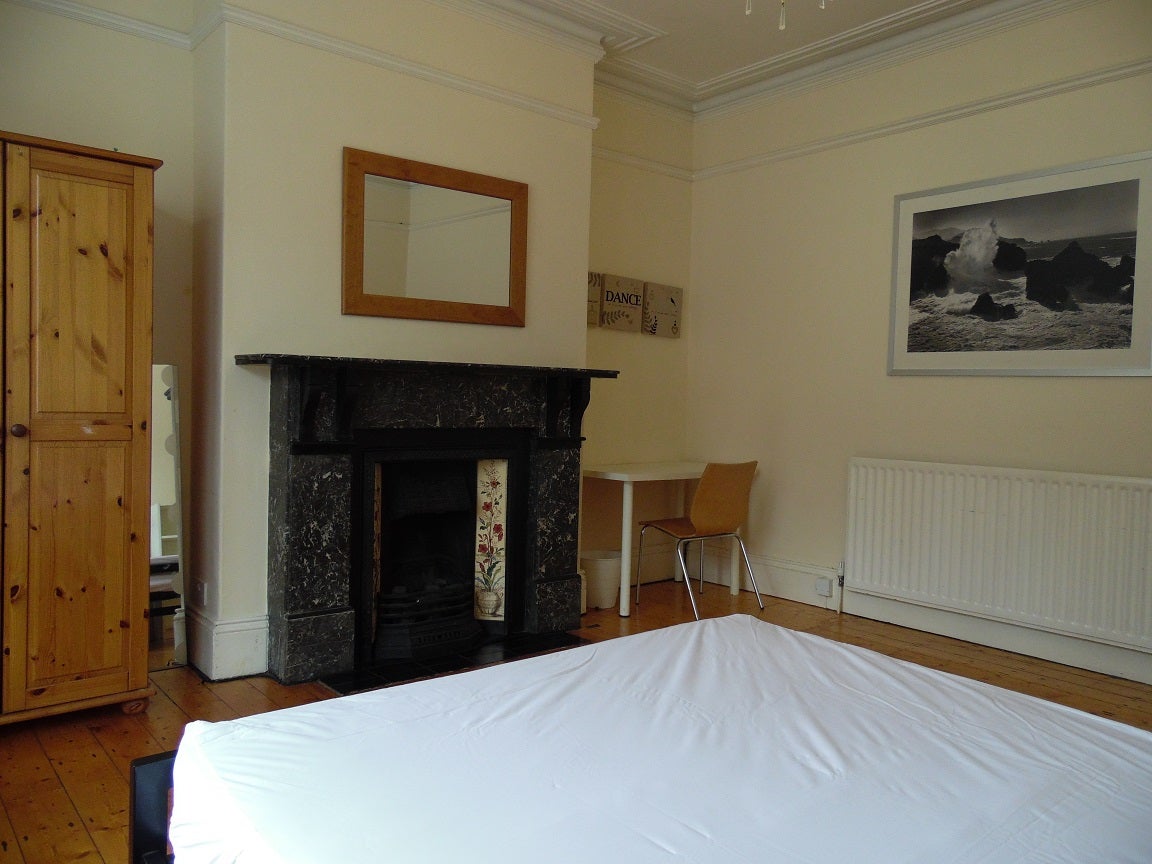 Flat Coniston Avenue in Newcastle upon Tyne