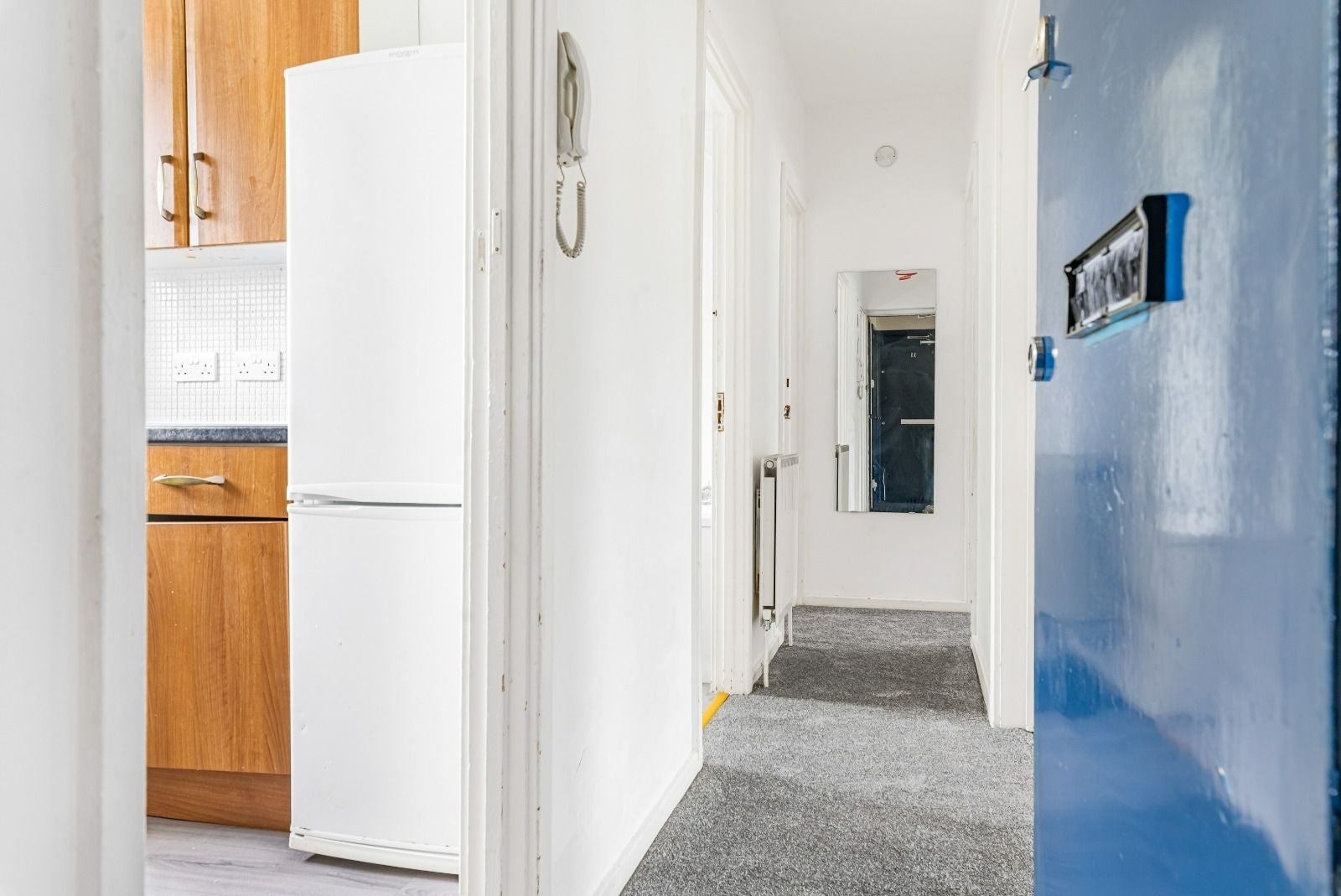 Flat Hall Drive in Greater London