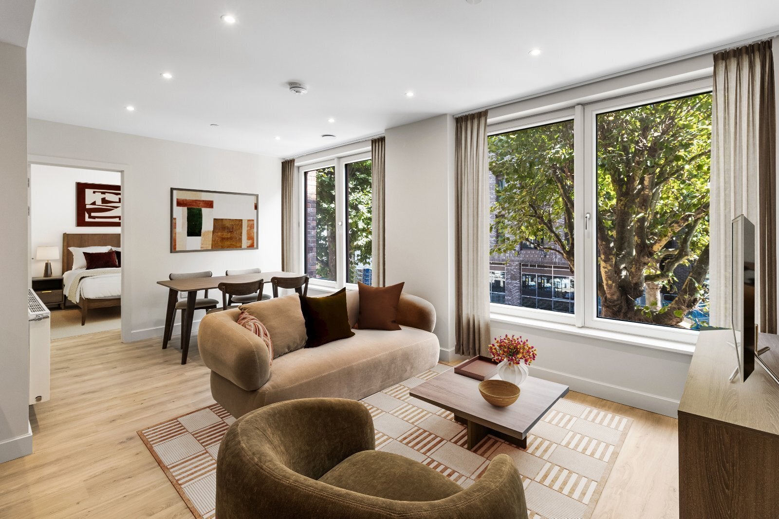 Flat Drummond Road in Greater London