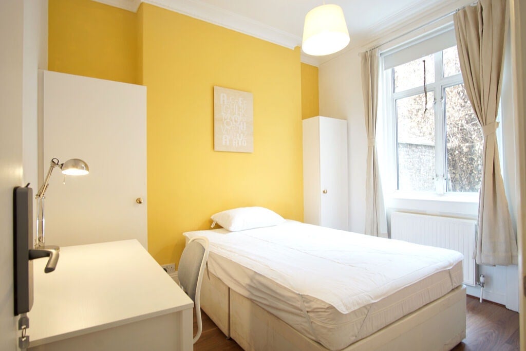 Flat Gloucester Place in City of Westminster