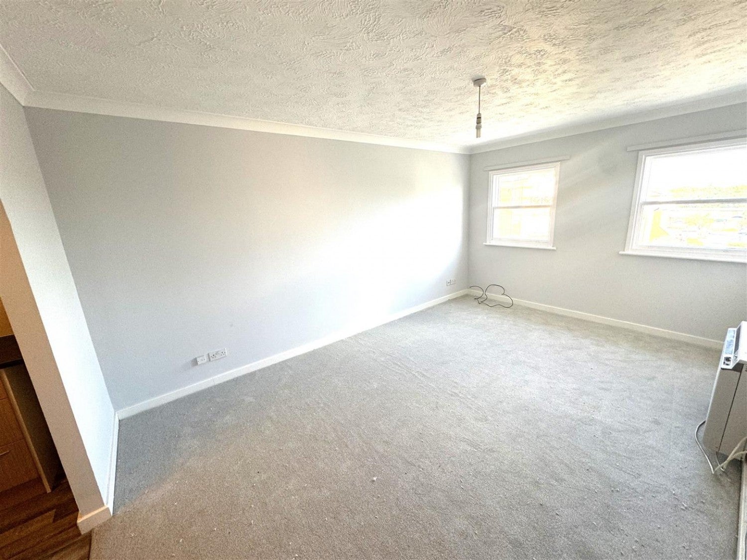 Flat Gordon Road in Rushmoor