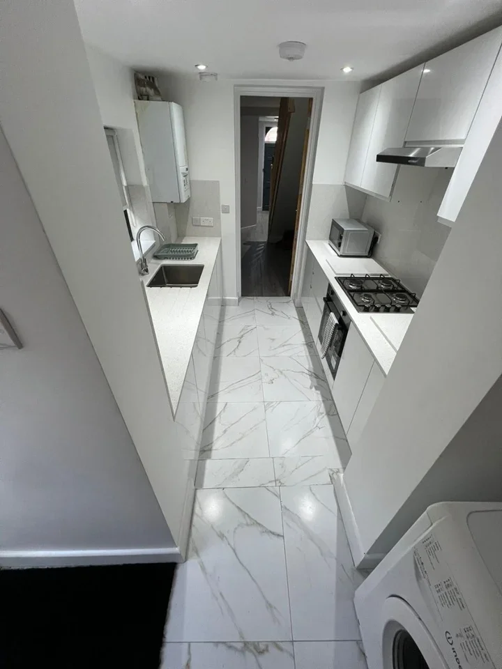 Room Birkbeck Road in Greater London