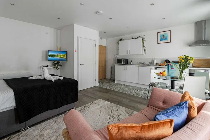 Flat Charlotte Mews in Exeter