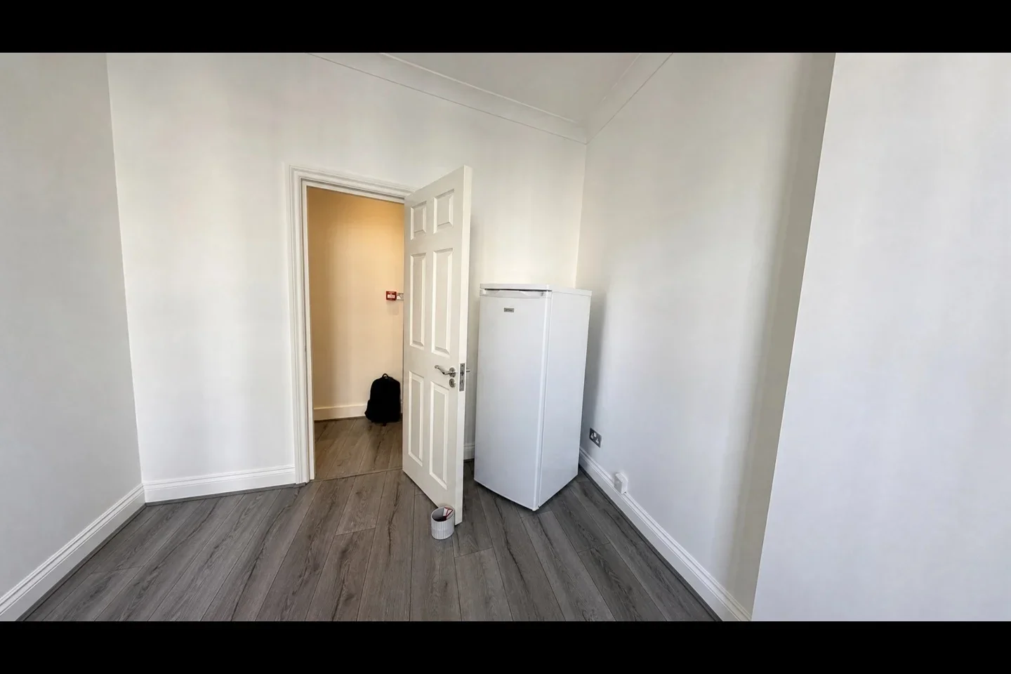 Room Chicksand Street in Greater London