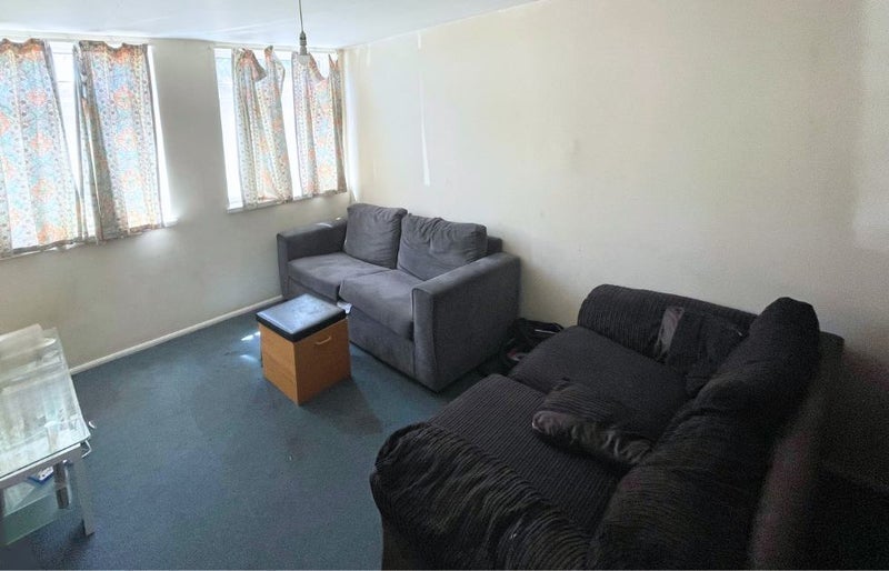 Room Queen's Way in Ipswich