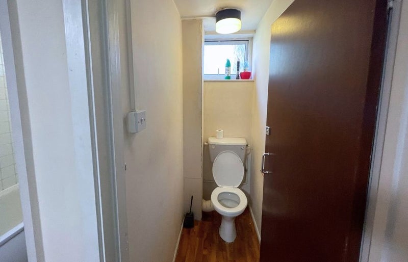 Room Queen's Way in Ipswich