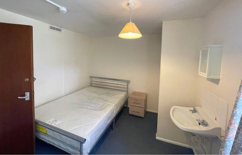 Room Queen's Way in Ipswich