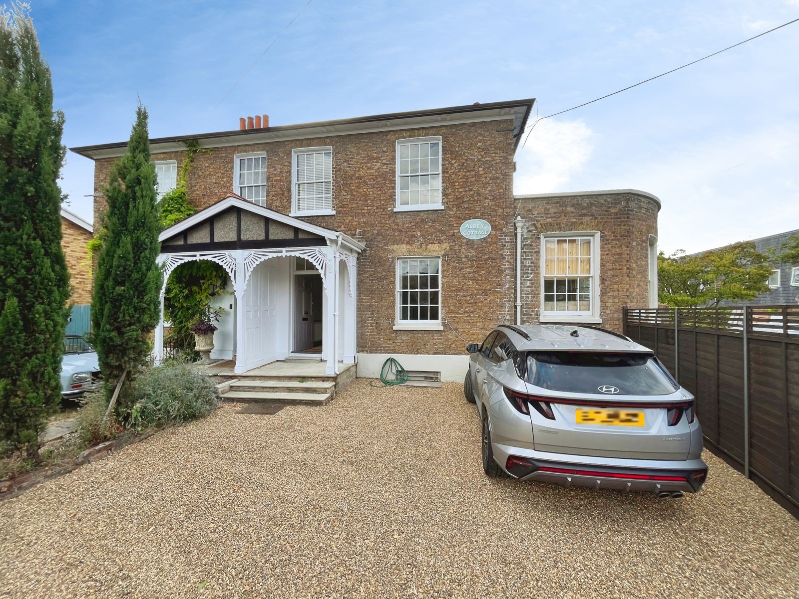 House Straight Road in Old Windsor