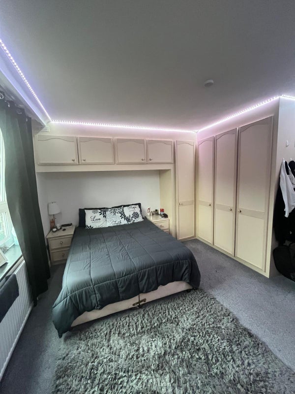 Room Kersfield Road in Greater London