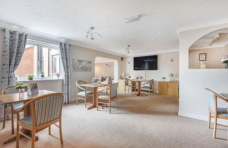 Flat Spencer Court in Cherwell District