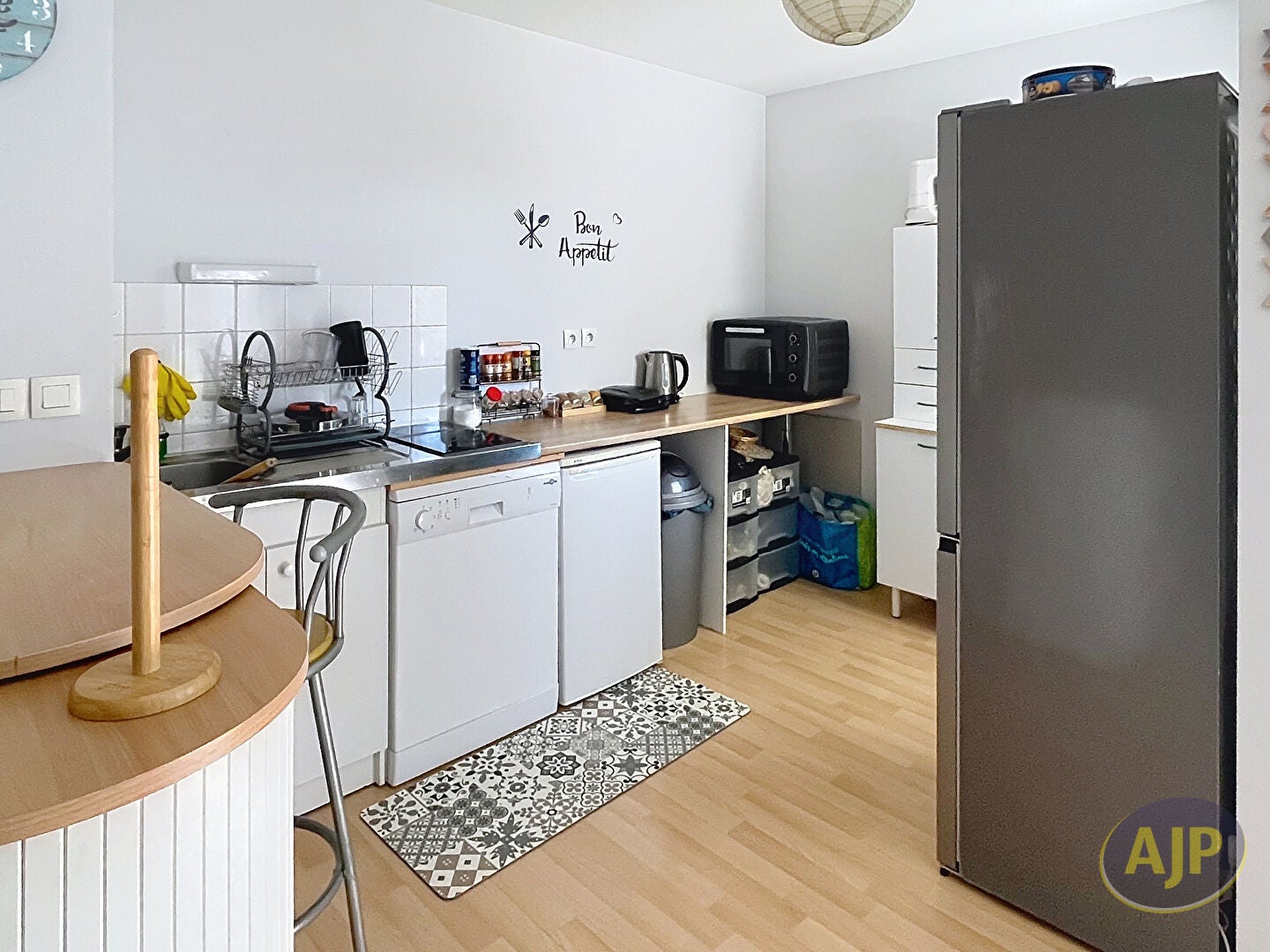 Flat D 11 in Nuret-le-Ferron