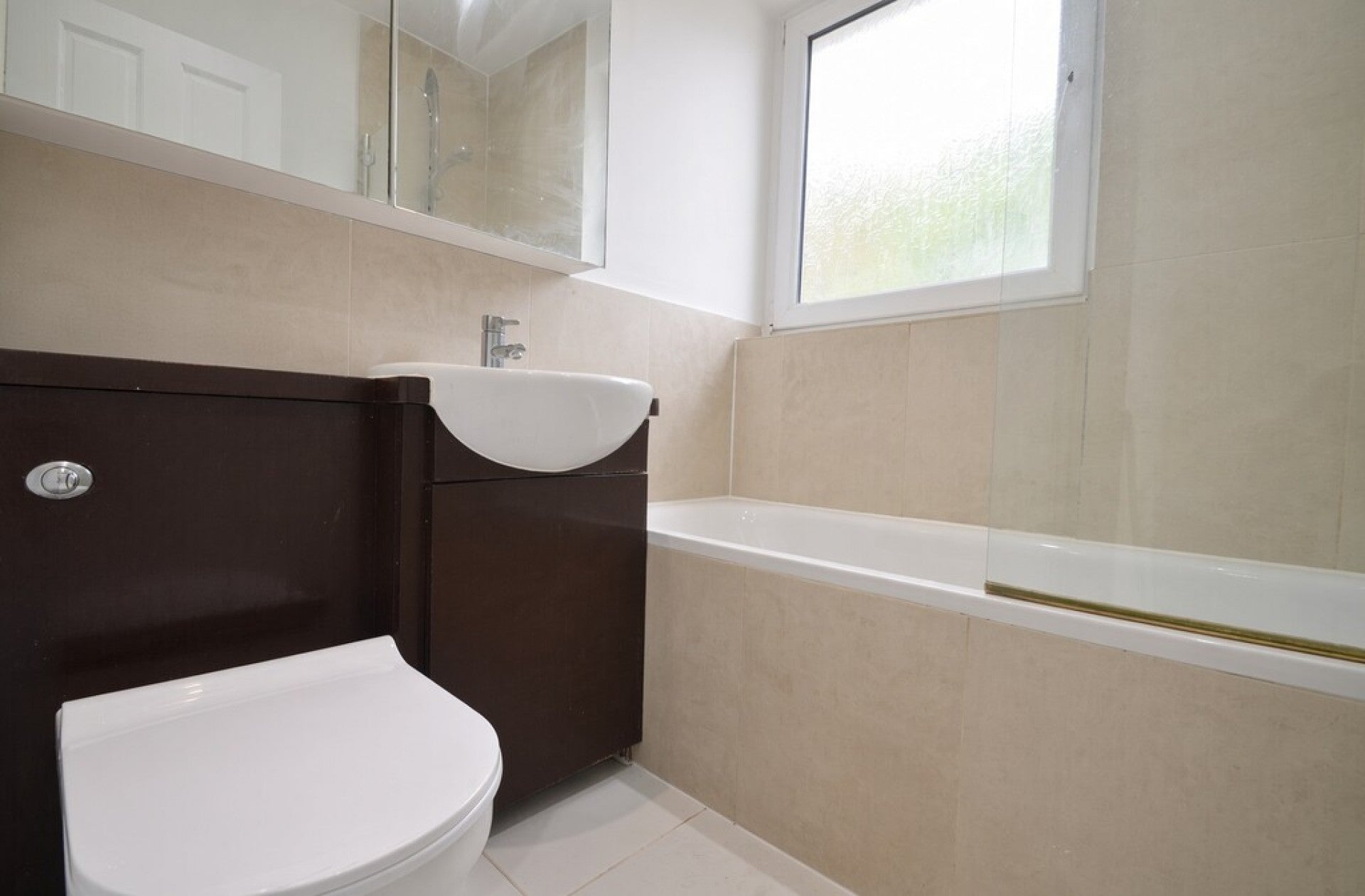 House Felthambrook Way in Greater London