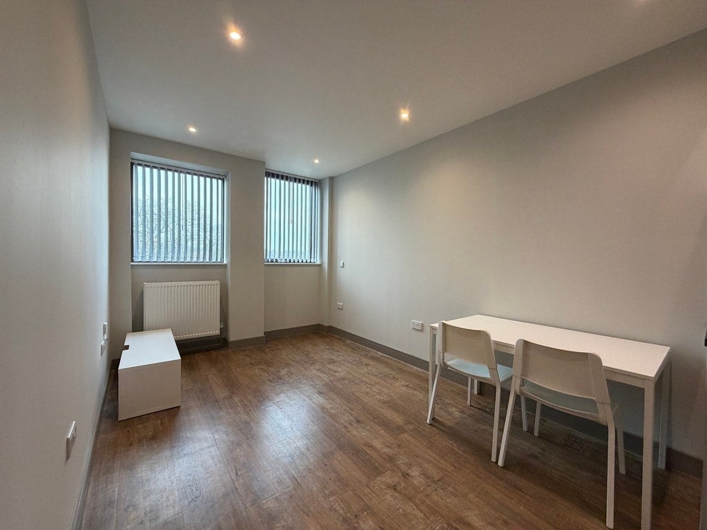 Flat Week Street in Maidstone