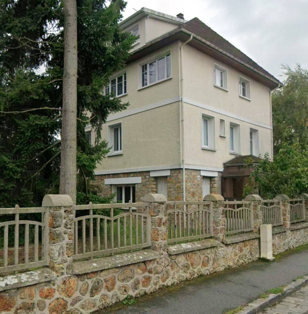 Flat Avenue du Canada in Les Ulis
