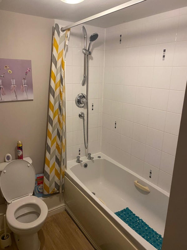 Room Macfarlane Chase in Weston-super-Mare